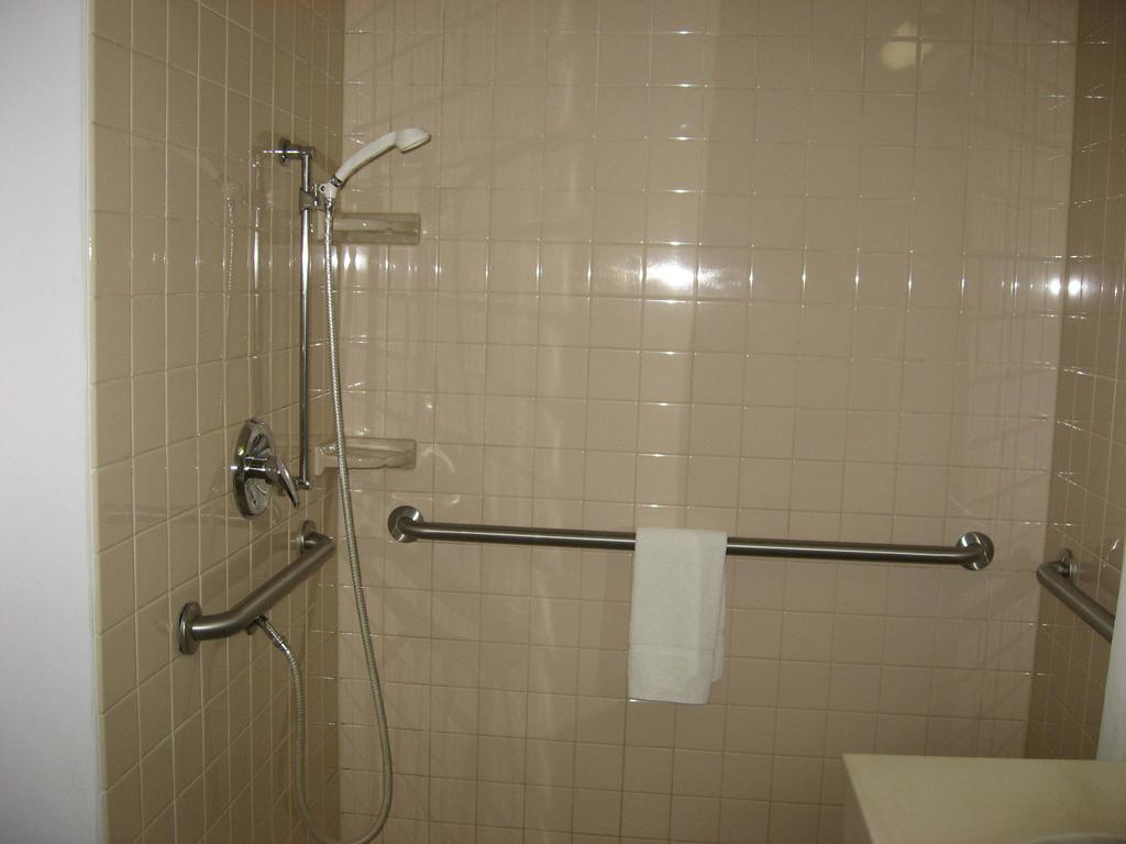 Country Inn & Suites By Radisson, Wausau, Wi Schofield Habitación foto